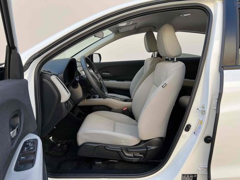 Used 2022 Honda HR-V LX image 59