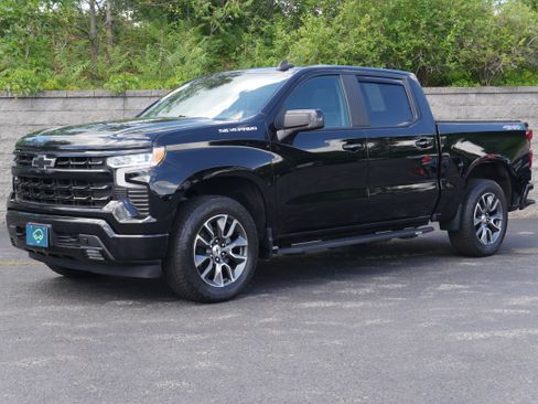 Certified 2022 Chevrolet Silverado 1500 RST w/ Convenience Package II AWD/4WD image 1