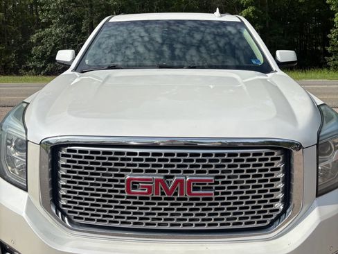 Used 2016 GMC Yukon Denali w/ Open Road Package AWD/4WD image 9