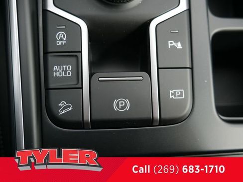 New 2025 Kia Sorento S w/ Panoramic Sunroof Package image 35