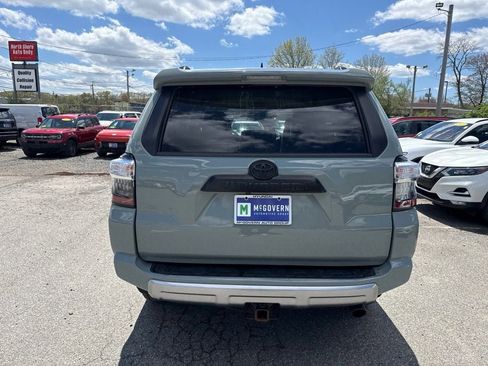 Used 2023 Toyota 4Runner TRD Off-Road Premium w/ Off Road Premium Plus Package AWD/4WD image 3