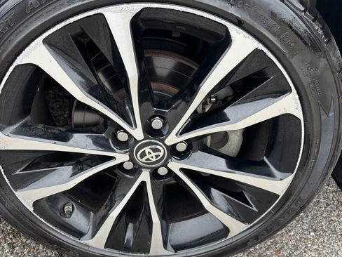 Used 2019 Toyota Corolla SE image 23