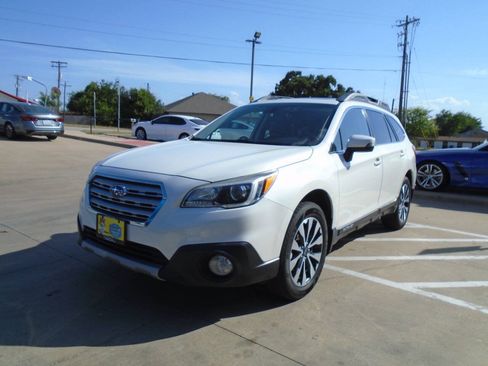 Used 2017 Subaru Outback 3.6R Limited AWD/4WD image 3