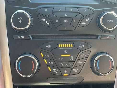 Used 2017 Ford Fusion S image 18