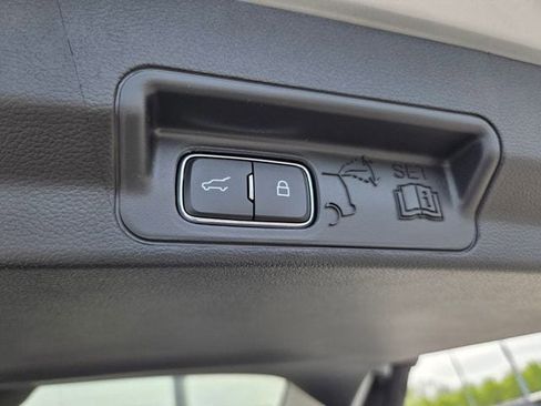 New 2026 Ford Explorer Active w/ Active Comfort Package image 12