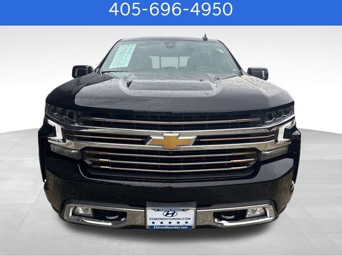 Used 2021 Chevrolet Silverado 1500 High Country w/ Technology Package AWD/4WD image 8