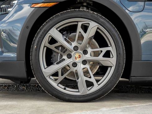 Used 2025 Porsche Taycan 4 Cross Turismo image 75