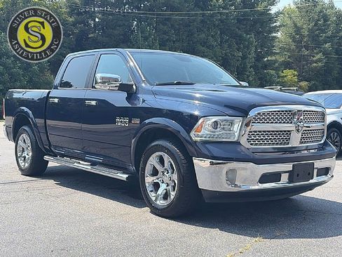 Used 2013 RAM 1500 Laramie w/ Convenience Group AWD/4WD image 8