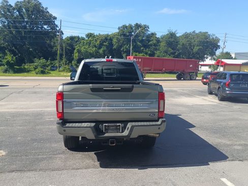 Used 2020 Ford F250 Platinum AWD/4WD image 4