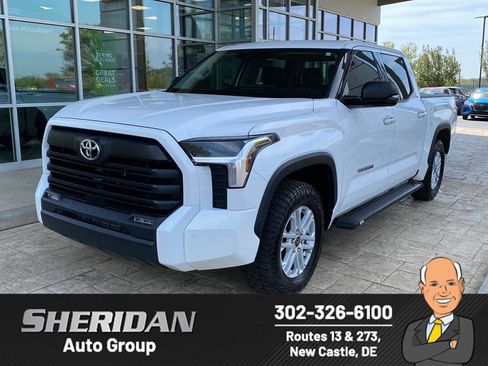 Used 2022 Toyota Tundra SR5 w/ SR5 Premium Package image 1