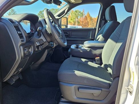 New 2026 RAM 2500 Tradesman AWD/4WD image 10