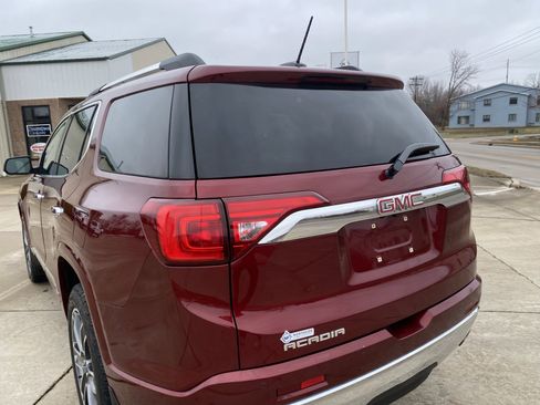 Used 2017 GMC Acadia Denali image 12