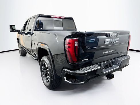 Used 2024 GMC Sierra 2500 Denali Ultimate w/ Max Trailering Package AWD/4WD image 5