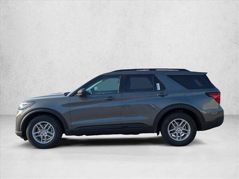 New 2026 Ford Explorer Active w/ Active Comfort Package image 8