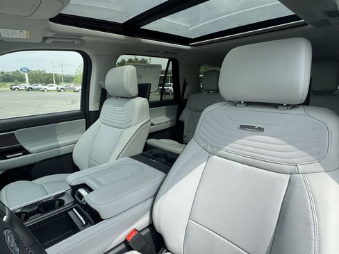 New 2026 Ford Expedition Platinum AWD/4WD image 16