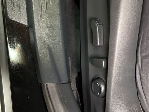 Used 2022 Subaru Outback Premium image 49