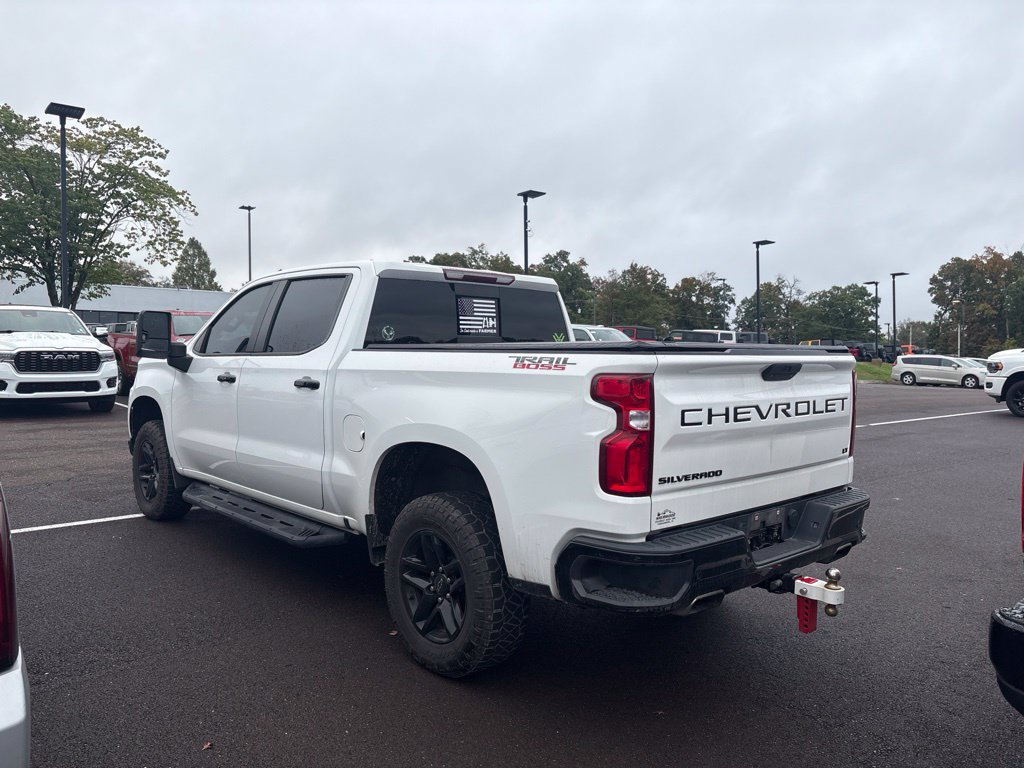 Used 2020 Chevrolet Silverado 1500 LT Trail Boss AWD/4WD image 3