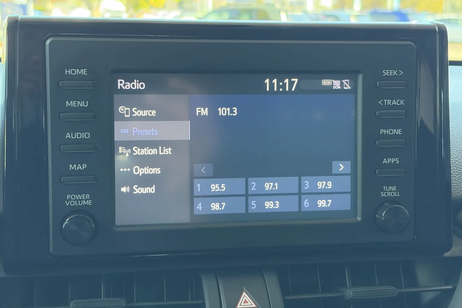 Used 2019 Toyota RAV4 LE FWD image 19