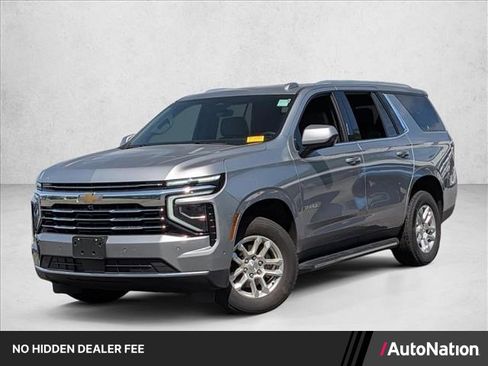 Used 2025 Chevrolet Tahoe LT AWD/4WD image 1