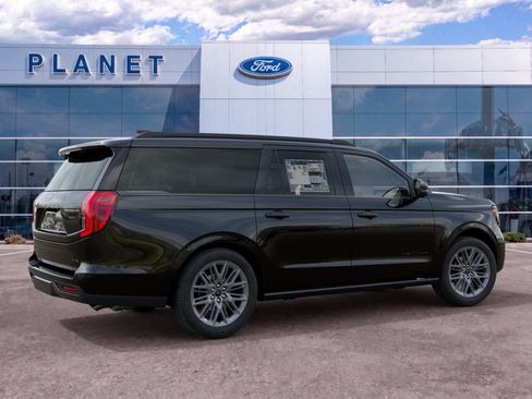 New 2027 Ford Expedition Max Platinum w/ Stealth Appearance Package RWD image 7