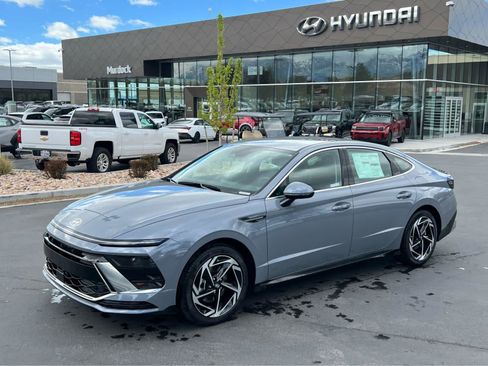 Certified 2026 Hyundai Sonata SEL AWD/4WD image 1