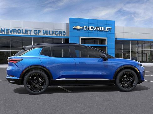 New 2026 Chevrolet Equinox EV RS FWD image 5