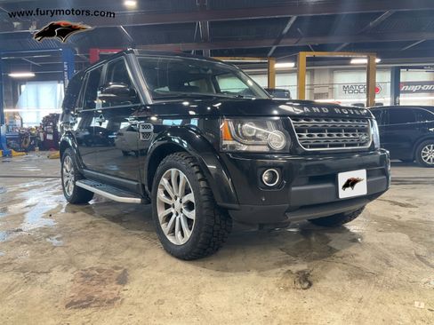 Used 2015 Land Rover LR4 HSE image 16