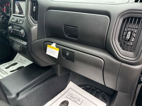 New 2026 Chevrolet Silverado 1500 W/T image 33