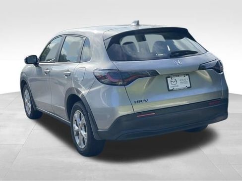 Used 2024 Honda HR-V LX image 5