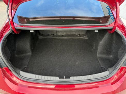 Used 2018 Chevrolet Malibu LT w/ Leather Package image 19