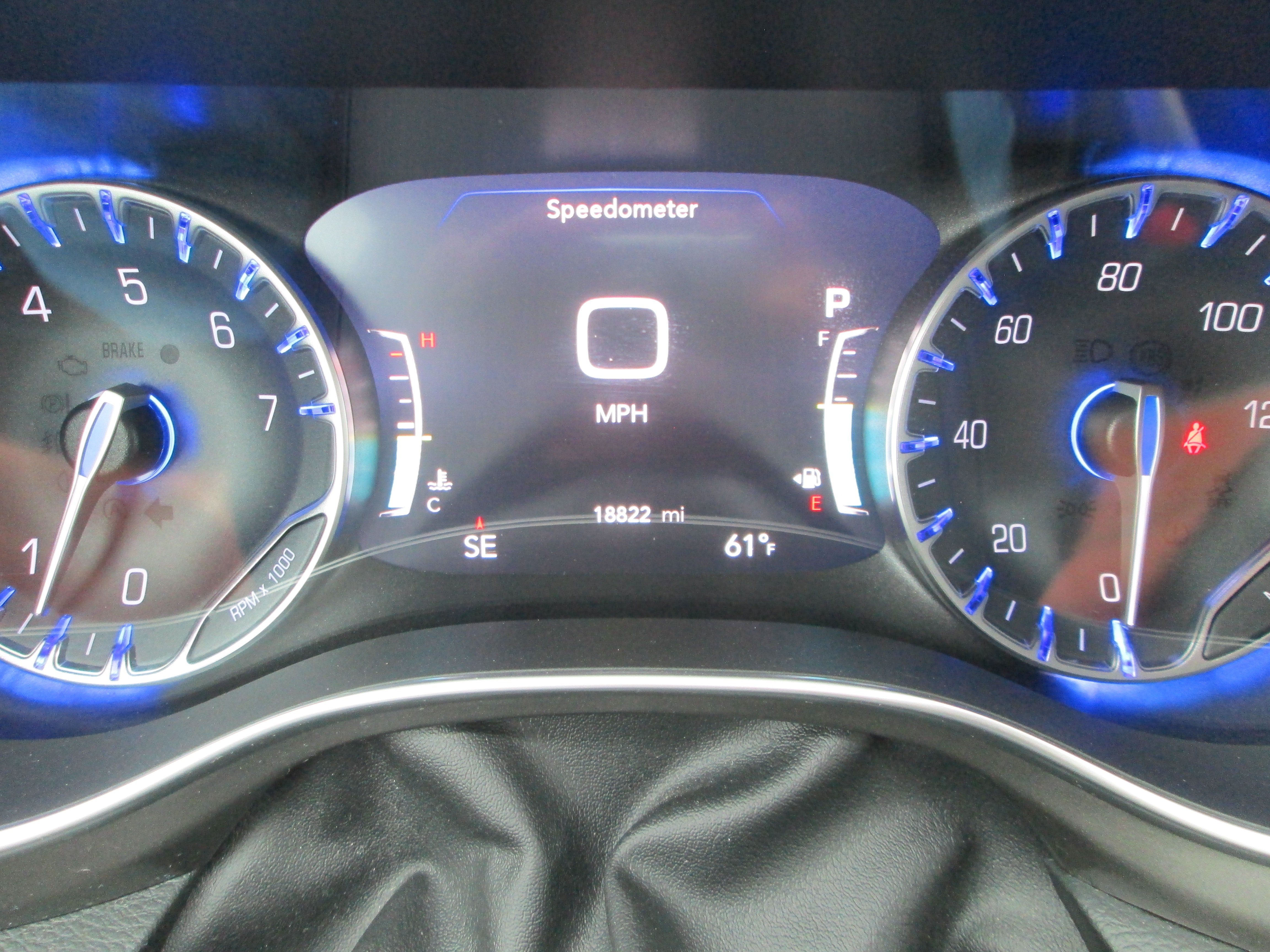 Used 2019 Chrysler Pacifica Limited w/ Advanced Safetytec Group FWD image 19