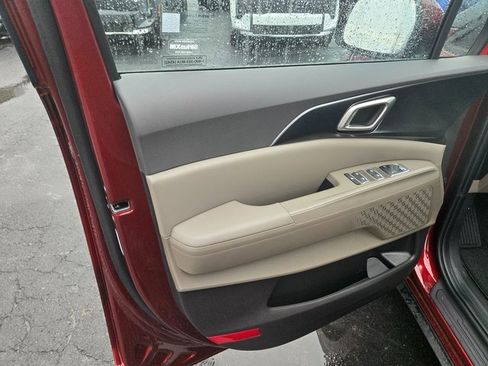 New 2026 Kia Carnival image 19