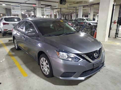 Used 2019 Nissan Sentra SV FWD image 3