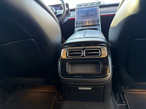 Used 2022 Mercedes-Benz S 580 4MATIC Sedan image 38