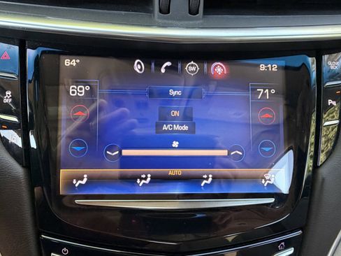 Used 2014 Cadillac XTS Luxury w/ Driver Awareness Package AWD/4WD image 25