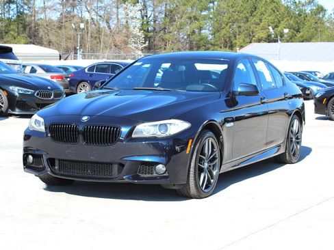 Used 2013 BMW 550i xDrive Sedan image 3