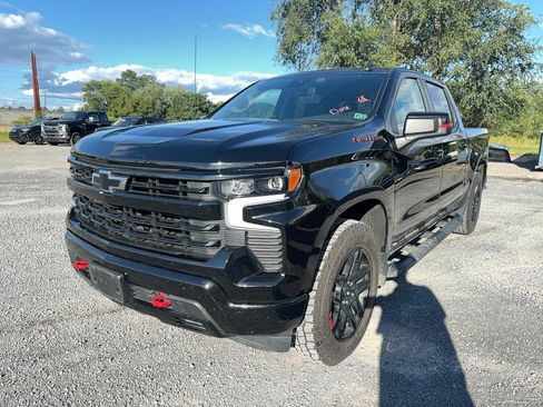 Used 2022 Chevrolet Silverado 1500 RST w/ Redline Edition AWD/4WD image 1