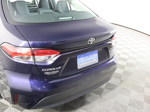 Used 2024 Toyota Corolla LE image 15