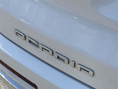 Used 2021 GMC Acadia Denali w/ GMC Pro Grade Package AWD/4WD image 10