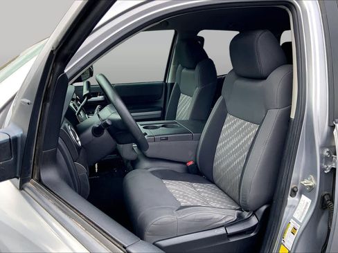 Used 2020 Toyota Tundra SR5 AWD/4WD image 8
