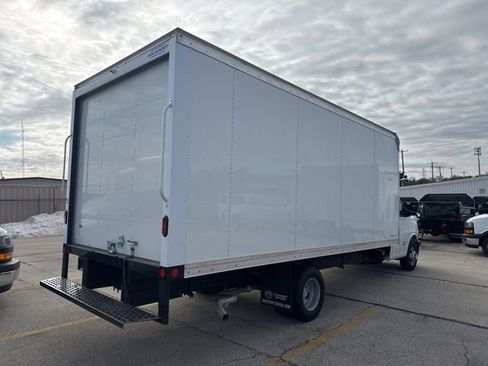 New 2025 Chevrolet Express 4500 w/ Power Convenience Package RWD image 4