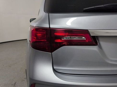 Used 2019 Acura MDX SH-AWD w/ Technology Package image 31