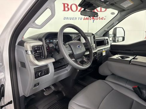 New 2026 Ford F250 XL w/ XL Chrome Package image 14