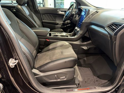 Used 2022 Ford Edge ST w/ Equipment Group 401A AWD/4WD image 26