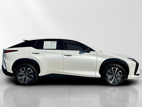 Certified 2024 Lexus RZ 300e Premium FWD image 7