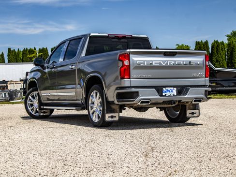 Used 2024 Chevrolet Silverado 1500 High Country w/ High Country Premium Package AWD/4WD image 8