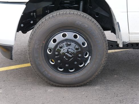 New 2026 RAM 1500 Laramie w/ Night Edition image 16