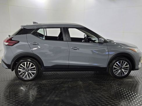 Used 2024 Nissan Kicks SV image 8