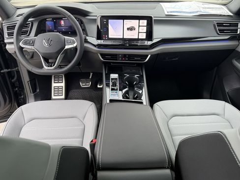 New 2026 Volkswagen Atlas Cross Sport SEL R-Line image 24