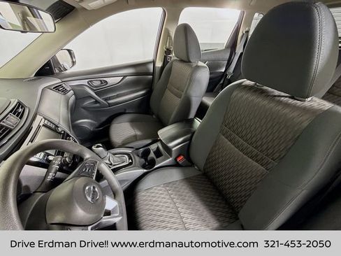 Certified 2020 Nissan Rogue S image 5